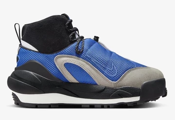 Sacai Nike Magmascape Varsity Royal innen