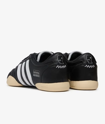 Brain Dead x adidas Taekwondo Black schräg
