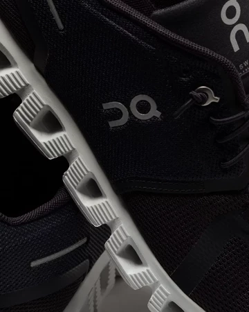 On Running Cloud 5 Black White details
