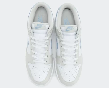 Dunk Low Grey Blue Mini Swoosh von Oben