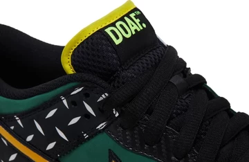 Ducks of a Feather x Nike Dunk Low What the Ducks Home Zunge Details