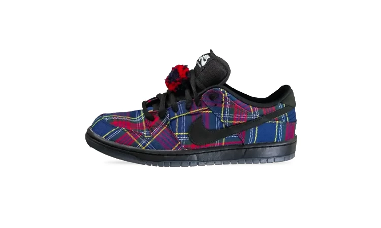 Nardwuar x Nike SB Dunk Low Red Blue