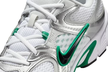 Nike V5 RNR White Green Upper Details