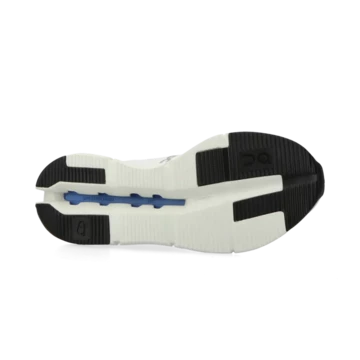 On Running Cloudnova Undyed Ultramarine sohle