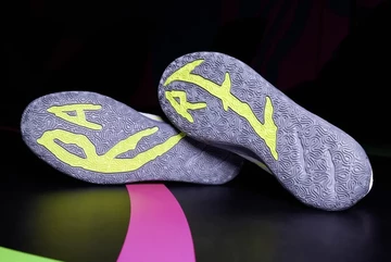 LaMelo Ball Puma MB.03 Chino Hills Lookbook Sohle