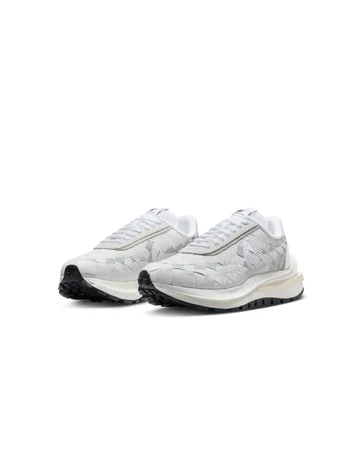 Jean Paul Gaultier Sacai Nike VaporWaffle Woven White Paar