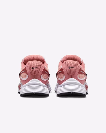 Nike V5 RNR Washed Coral von hinten