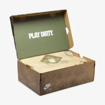 Undefeated Nike Air Terra Humara Black Special Box