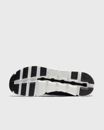 On Running Cloud 5 Black White sohle