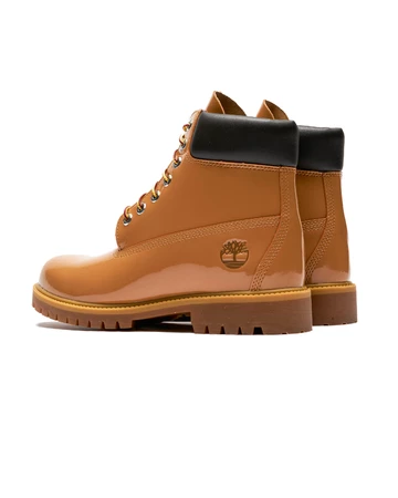 Der Veneda Carter Timberland Heritage Boot Wheat Patent von hinten