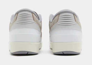 Jordan 2 Low Python von hinten