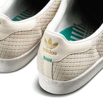 Arrow & Beast x adidas Superstar ADV White Ferse