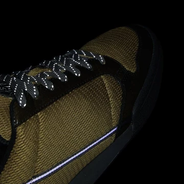 Blondey adidas Continental Toebox im Dunklen