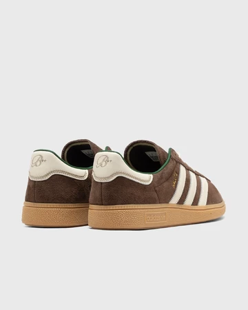 BSTN x adidas München Oktoberfest Brown Paar Fersen