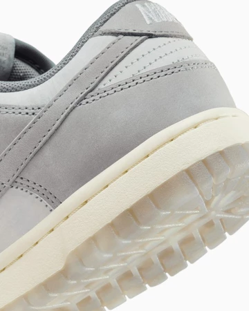 Dunk Low Cool Grey - Ferse Detail