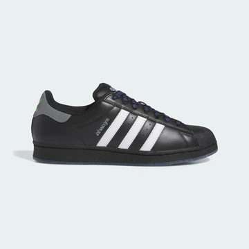 Der always adidas Superstar ADV von außen