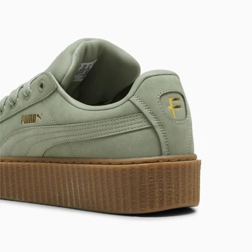 Die Ferse des grünen Fenty Puma Creeper Phatty aus dem Earth Tone Pack