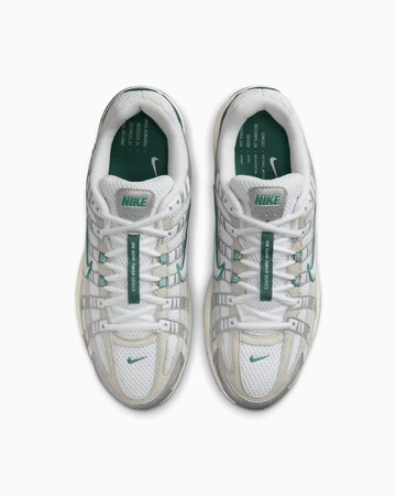 Der Nike P-6000 Light Bone von oben