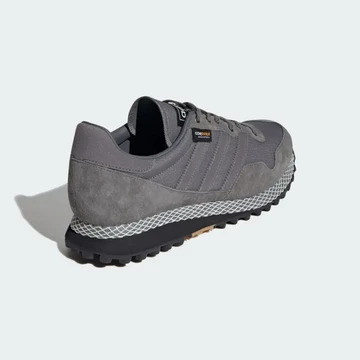 adidas Moscorp 2 SPZL seitlich von Hinten