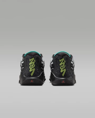 Der Jordan Zion 3 Pear von hinten