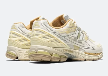 New Balance 1906 Lunar New Year Sea Salt seitlich von Hinten