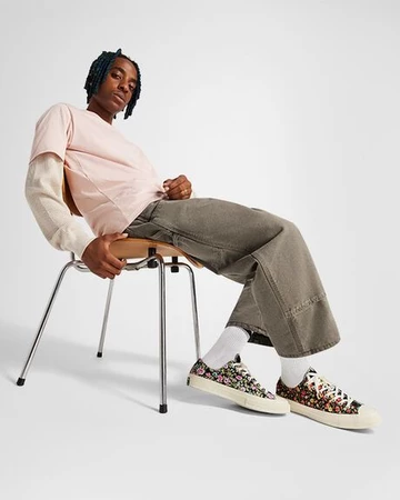 Converse Upcycled Floral Chuck 70 - Low Lookbook