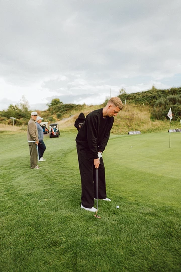 Chivas Back Nine 24 - auf dem Golfplatz mit Chivas Regal