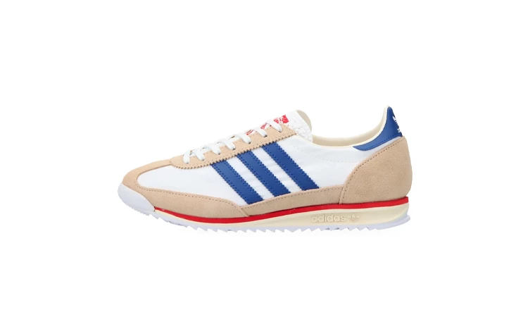 Der adidas SL 72 Footwear White von schräg außen