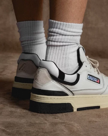 Autry CLC White Black On Feet Deail