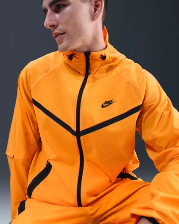 Nike Tech Apparel Kollektion Jacke 2 Details