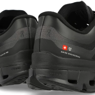 Slam Jam x On Running Cloudflow 5 Black Ferse Details