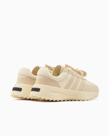 Fear of God Athletics adidas Los Angeles Pale Yellow seitlich von Hinten