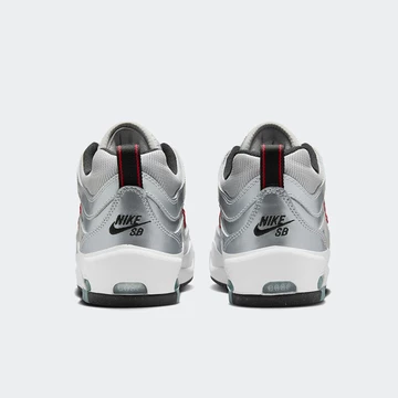 Nike SB Ishod 2 Silver Bullet Paar Fersen