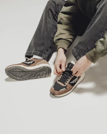 Afew Goods 15th Anniversary Yamasura On Feet sitzend