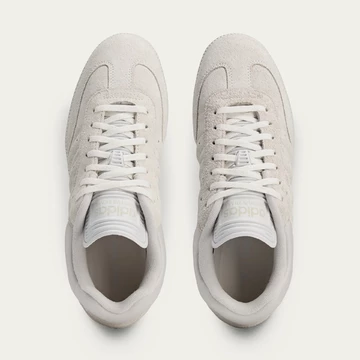 Dingyun Zhang x adidas Samba White Paar von oben
