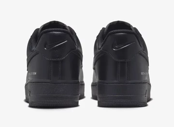 ALYX Nike Air Force 1 Low Black von hinten