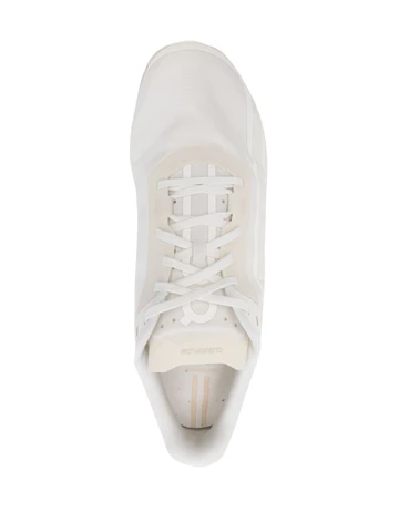 IKON x On Cloudflow 4 Moon von oben