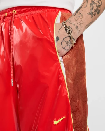Nike Project F.R.O.G. rot Hose Details