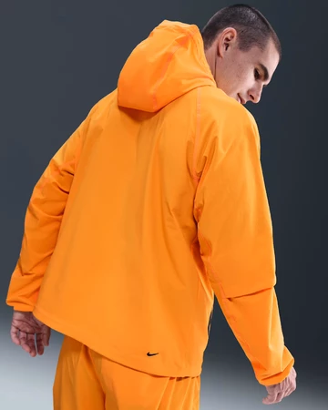 Nike Tech Apparel Kollektion Jacke 2