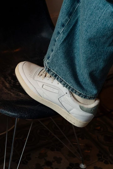 solebox Reebok Club C 85 Vintage Lookbook On Feet von Hinten