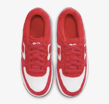 Nike Air Force 1 Low Valentine's Day von Oben