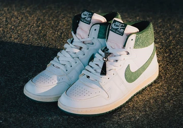A Ma Maniere Nike Air Ship Green Stone Lookbook Paar auf der Straße stehend