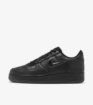 Air Force 1 Low Triple Black Jewel - außen