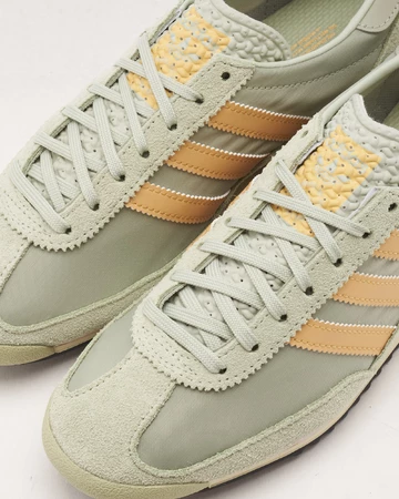 Der adidas SL 72 Gentle Green von oben