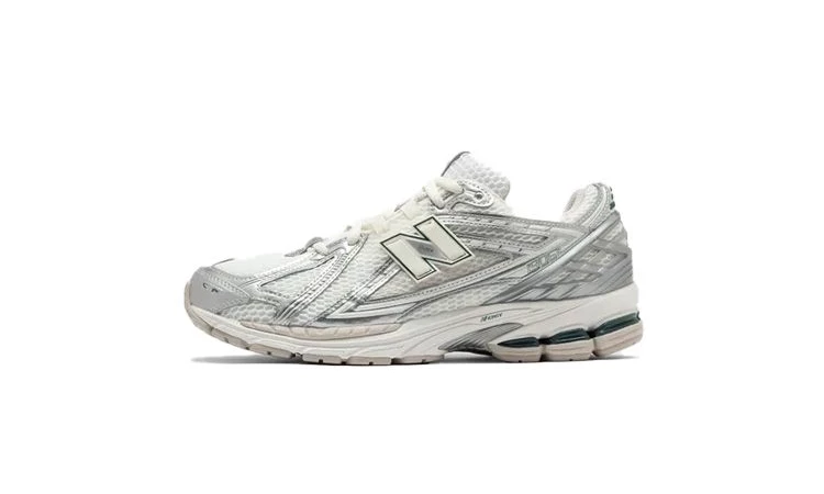 New Balance 1906R Beige Silver Metallic