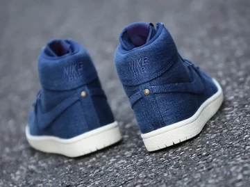 Nike Jordan Air Ship Denim Motion von Hinten