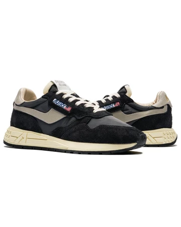 Autry Reelwind Low Black links und rechts