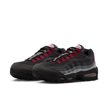 Liverpool FC x Nike Air Max 95 City Pack Paar seitlich