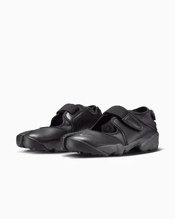 Nike Air Rift Black Iron Grey Paar seitlich