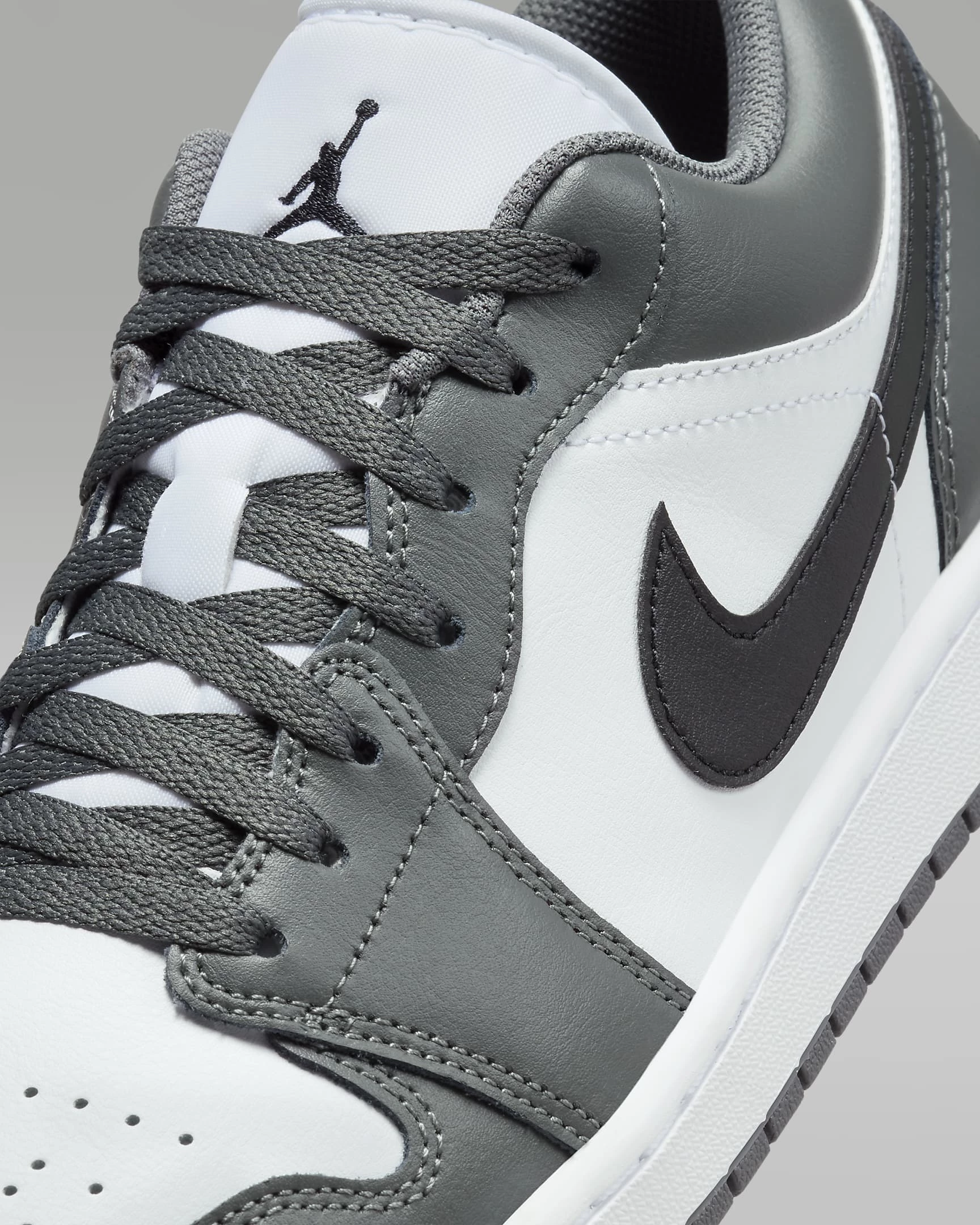 Jordan 1 Low Iron Grey 553558-152 | Dead Stock